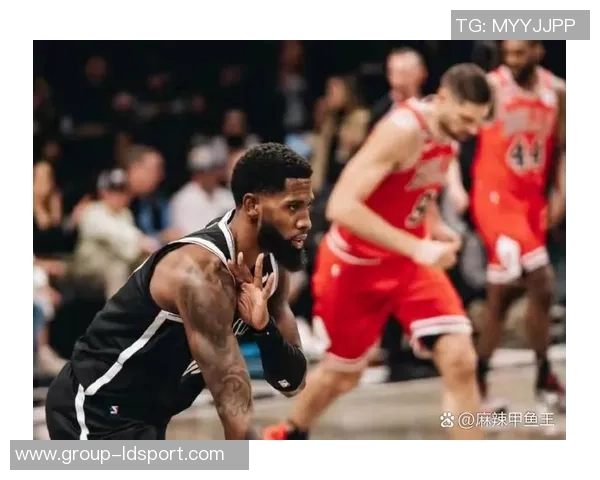 罗林斯状态低迷14投仅4中贡献10分5板7助失误频繁三分球全失手