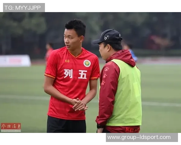 迈尼昂成功扑出恰20点球展现心理博弈技巧有效干扰对手节奏