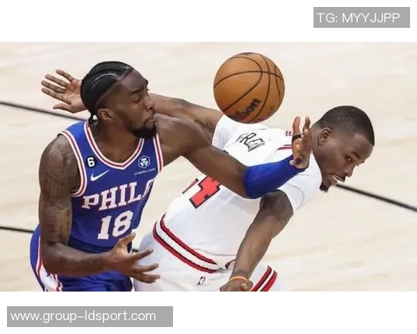 埃奇库姆状态低迷三分球失准19投仅6中并送出4次失误