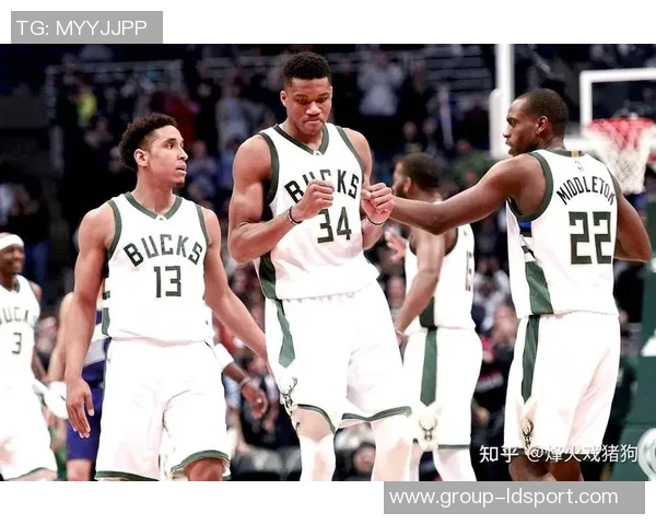 字母哥赞库里在进攻组织上的出色表现尽管突破和投篮受限