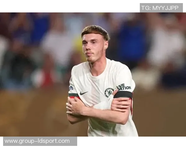 帕尔梅拉斯主帅泪洒赛场感慨逆转胜利带来的深刻解脱与感动